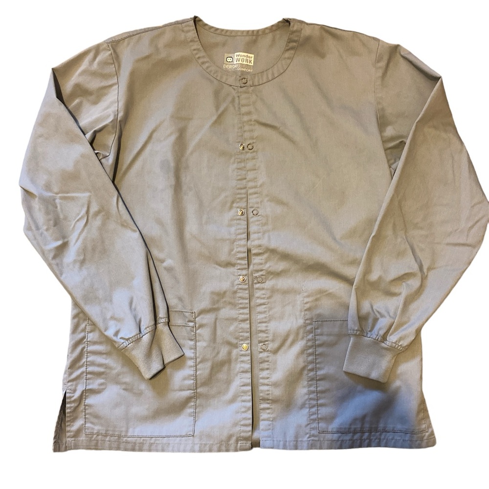 Wonder work small gray scrub jacket